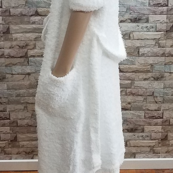 White Fluffy 3 Piece Robe Lounge Set - Picture 3 of 4